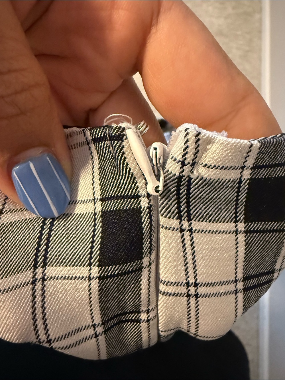 Princess Polly plaid pants - Picture 3 of 3
